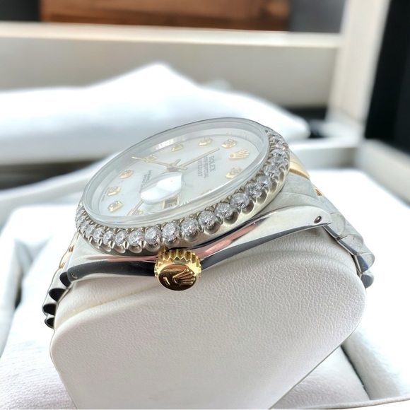 Vintage 1986 Diamond Bezel Oyster Perpetual Datejust Watch Mother of Pearl Face - Picture 4 of 10
